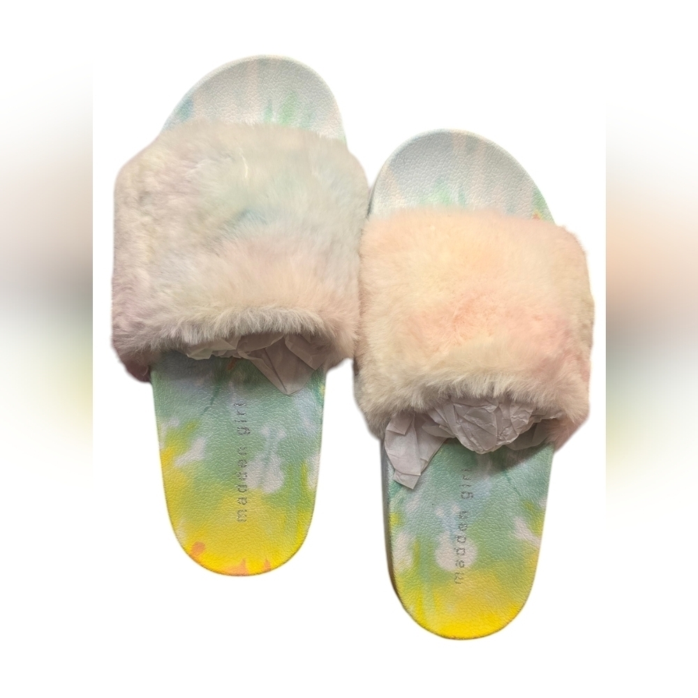 *NWT* Madden Girl Slippers - Picture 7 of 13